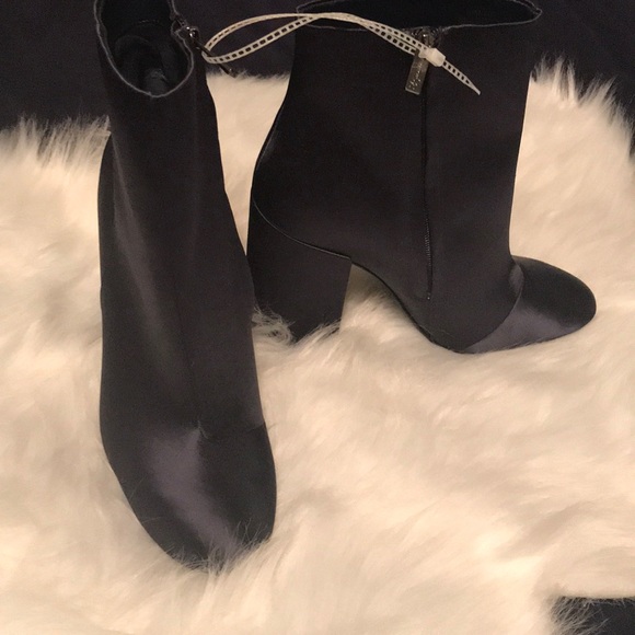 Booties - Picture 4 of 4